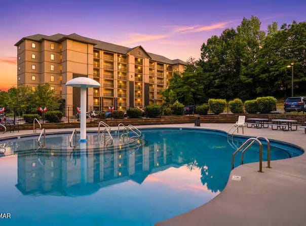 124 Plaza Drive, Pigeon Forge, TN 37863