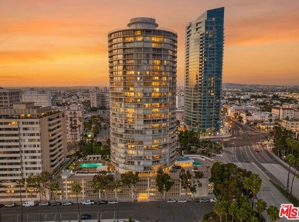 700 E Ocean Blvd, Long Beach, CA 90802