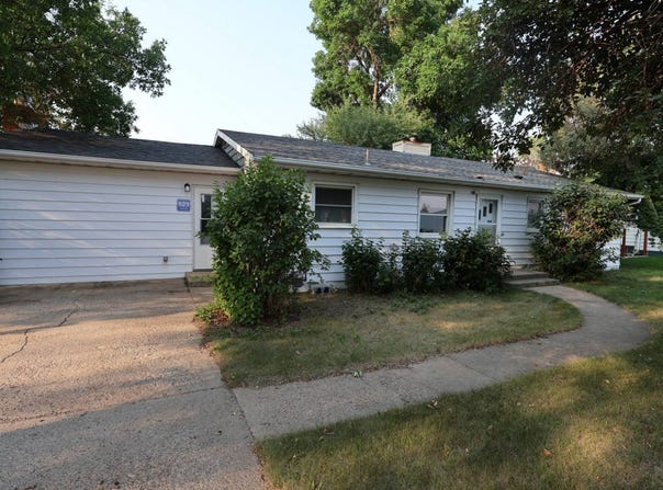 523 14th ST SE, Sidney, MT 59270