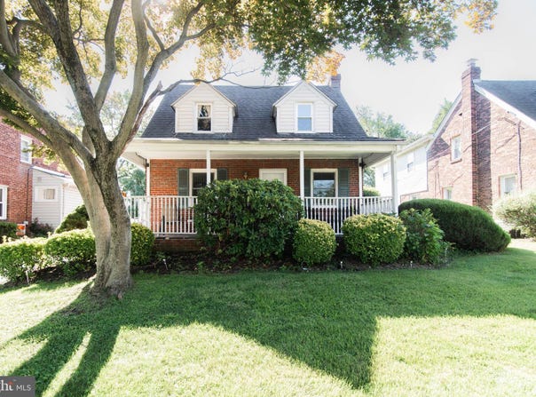 214 W MACDADE Boulevard, FOLSOM, PA 19033