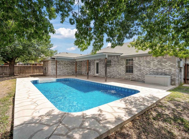 113 White Feather Trail, Del Rio, TX 78840