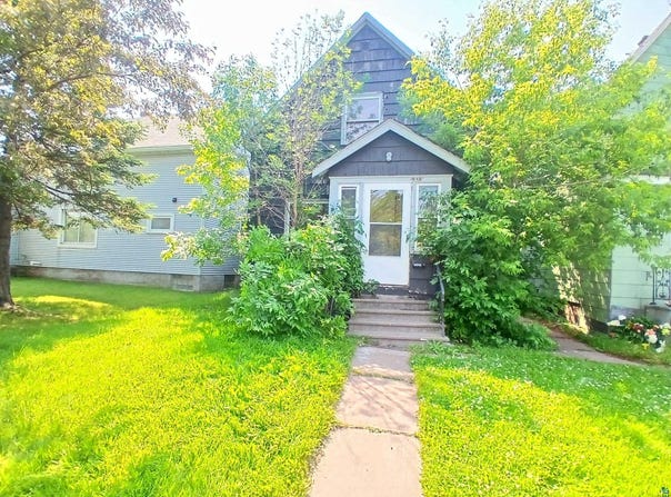 1323 Birch Ave, Superior, WI 54880