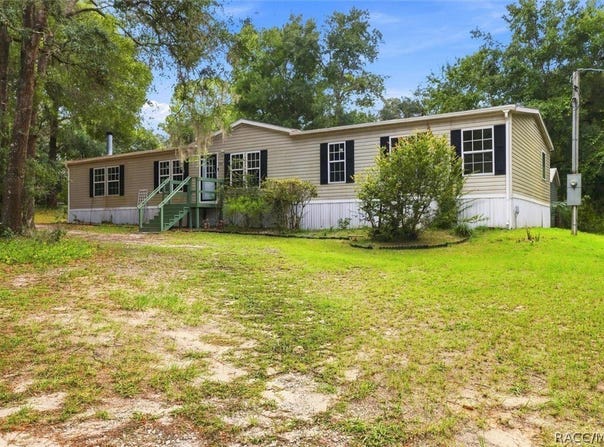 1744 N Mooneys Point, Hernando, FL 34442