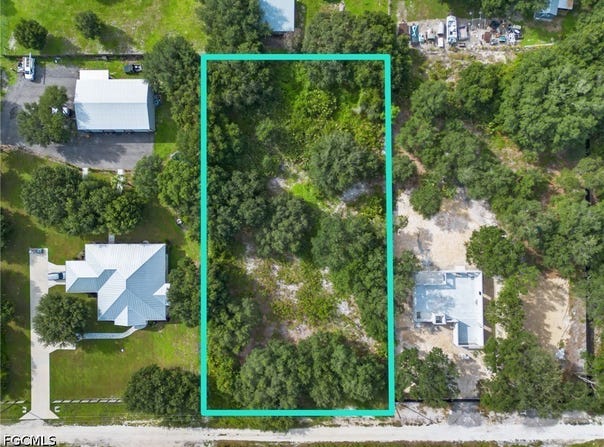 7835 22nd Place, Labelle, FL 33935