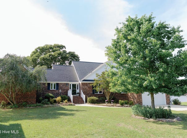 674 Brooks Road, Bath, NC 27808
