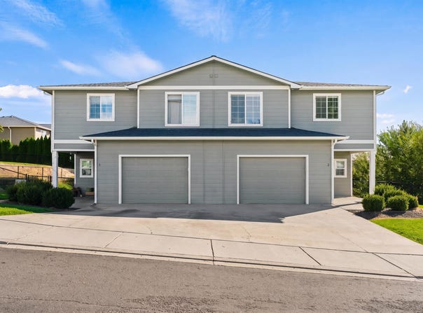 215 N 76th Avenue, Yakima, WA 98908