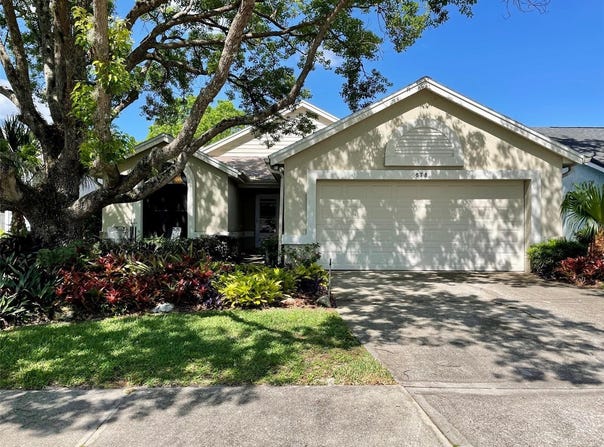 878 E CHARING CROSS Circle, LAKE MARY, FL 32746