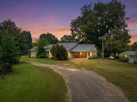 753 Glover, Battiest, OK 74722