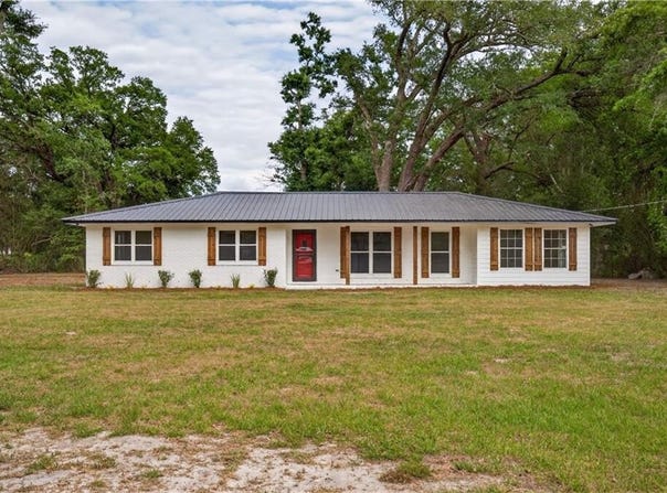 569 Revis Blocker Road NE, Ludowici, GA 30427