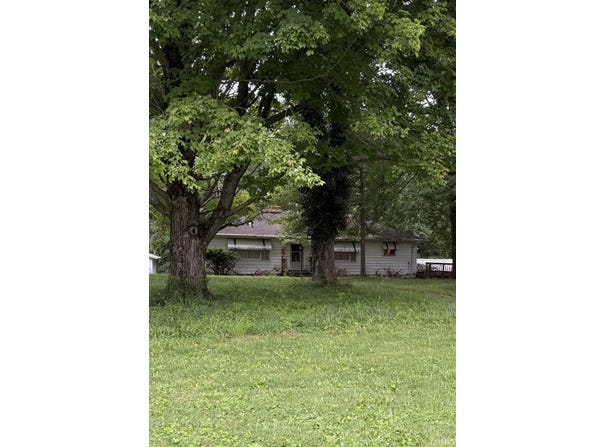 2277 S 1025 W, Lyons, IN 47443