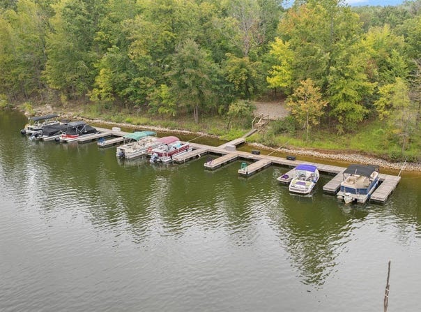 821 Foxwood Circle, Leitchfield, KY 42754