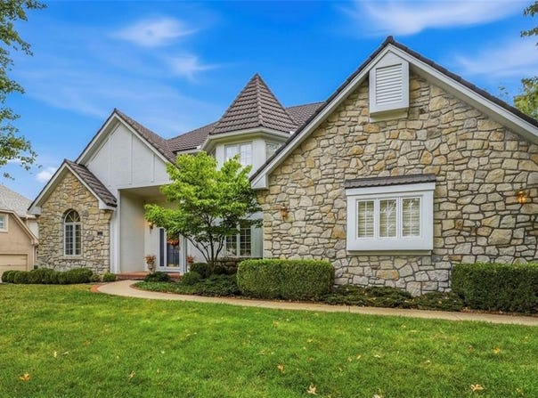 13007 Walmer Street, Overland Park, KS 66209