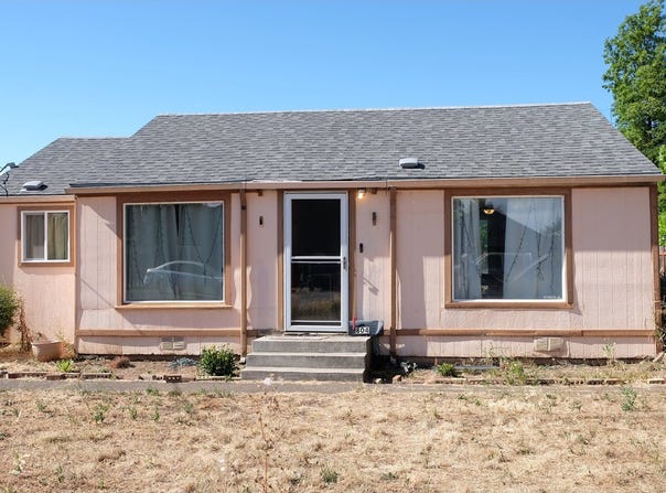 804 W N St, Springfield, OR 97477