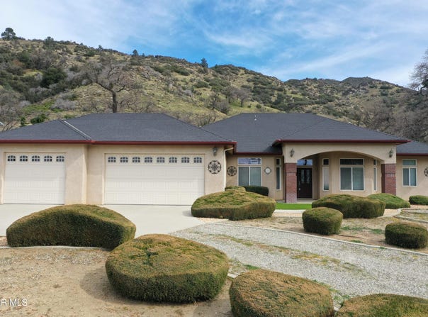 23780 Coyote Court, Tehachapi, CA 93561
