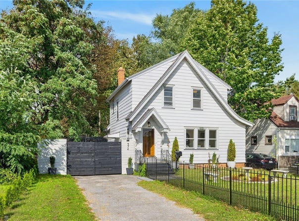 374 Stone Road, Rochester, NY 14616
