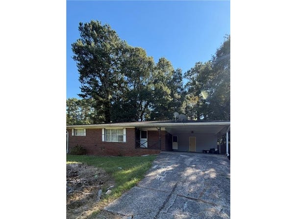 1111 Luther Drive SW, Mableton, GA 30126