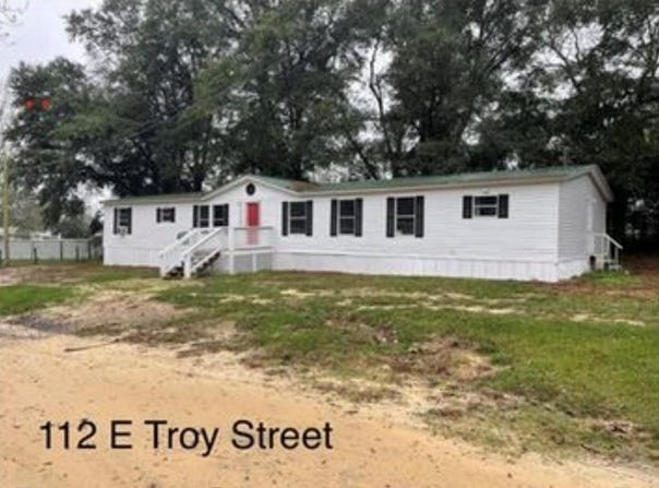 112 E Troy Terrace, BRUNDIDGE, AL 36310