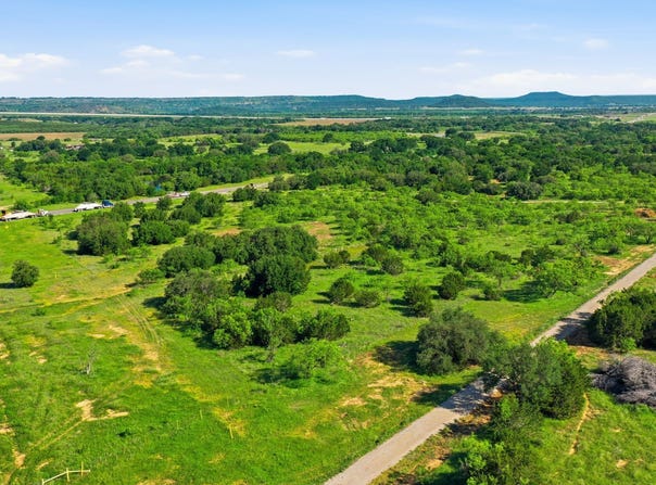 Mustang Trail lot: 6, Strawn, TX 76475