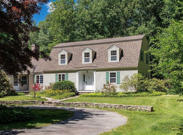 12 Olde Road, Hampton, NH 03842