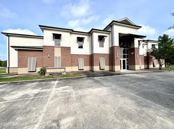 208 W Gloria Switch Road, Lafayette, LA 70507