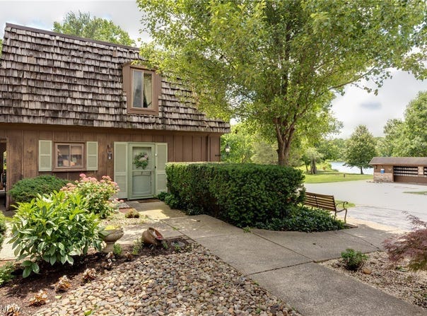 200 Granger Road, Medina, OH 44256