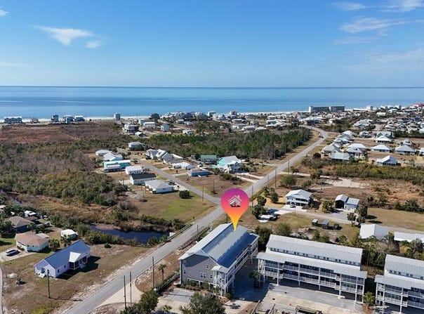 1120 15th St, Mexico Beach, FL 32456