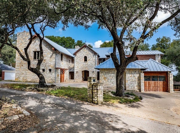 206 Rolling Hill Drive, La Grange, TX 78945