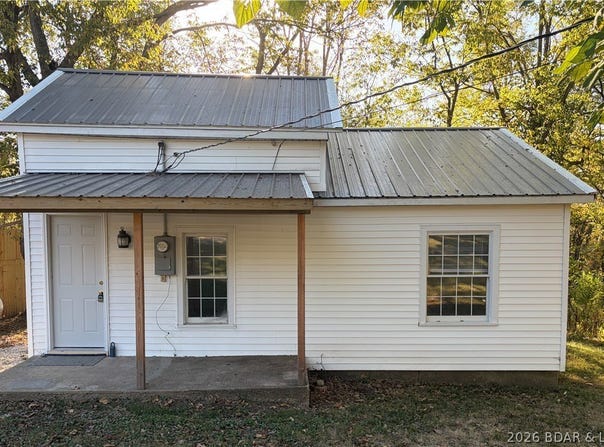 815 Hwy 42, Iberia, MO 65486