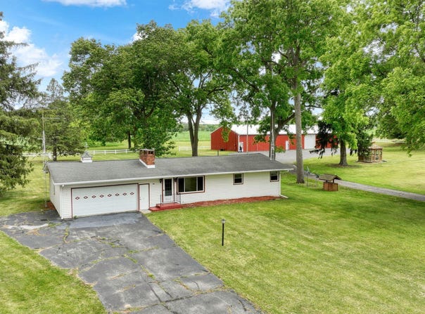 9801 Peterson Road, Brooklyn, MI 49230