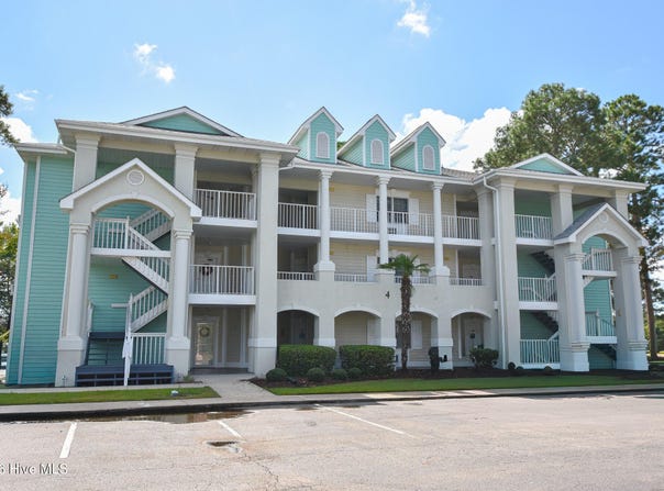330 S Middleton Drive NW, Calabash, NC 28467