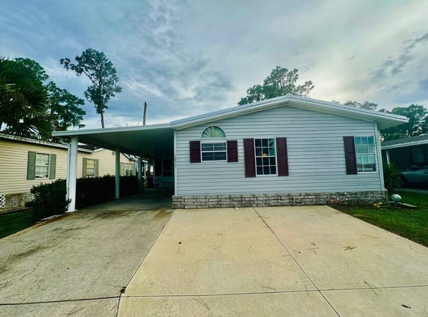 1017 I Iroquois Trail, Mulberry, FL 33860
