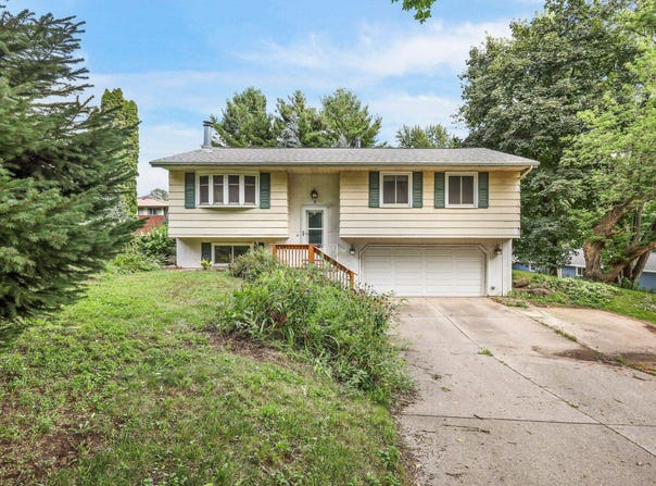 9 Esther Court, Madison, WI 53714-1746