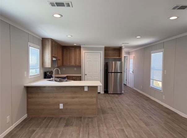 112 Overlook Trail, Azle, TX 76020