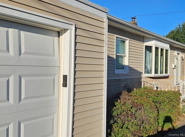 132 Maple Avenue, Bethpage, NY 11714