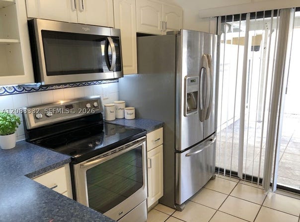 2775 W 62nd St, Hialeah, FL 33016