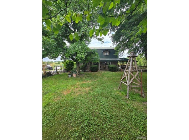 6405 State Route Mm, Birch Tree, MO 65438