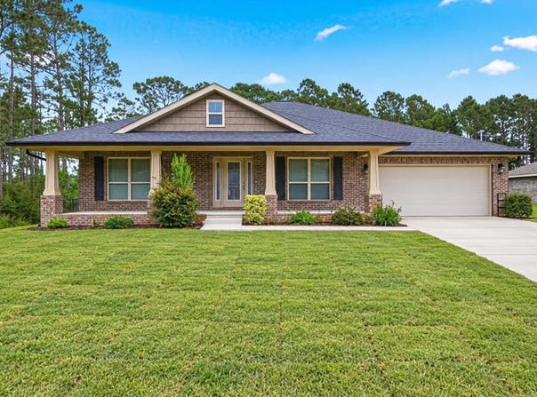 1960 Edgewood Drive, Navarre, FL 32566