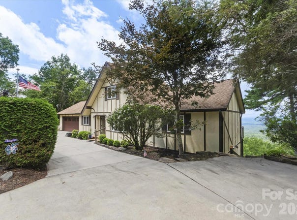 2484 Connestee Trail, Brevard, NC 28712