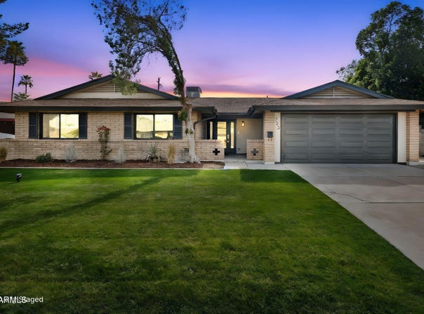 735 E MANHATTON Drive, Tempe, AZ 85282