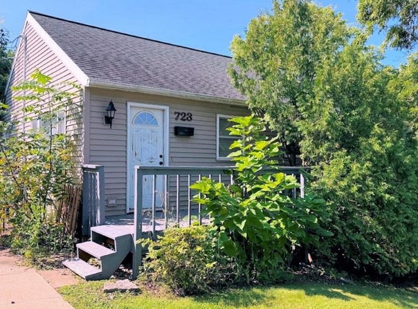 723 9th Avenue, Baraboo, WI 53913