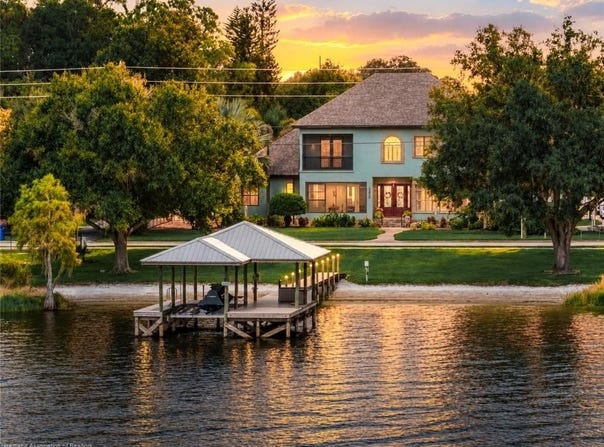 3600 Lakeview Drive, Sebring, FL 33870