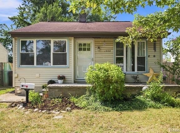 5108 Mildred Street, Wayne, MI 48184