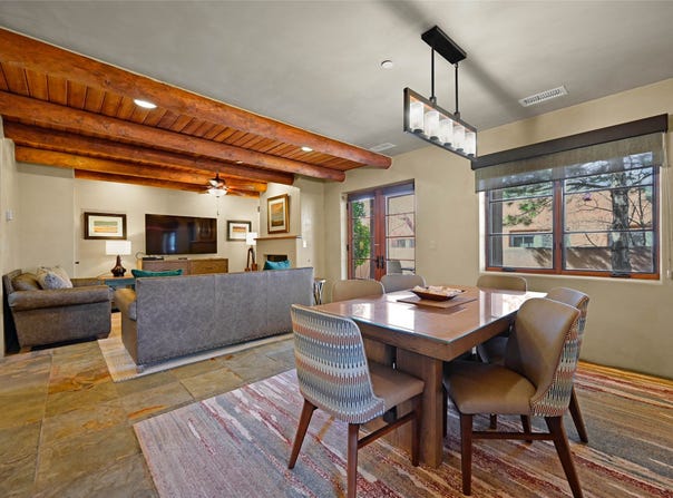 103 Catron, Santa Fe, NM 87501