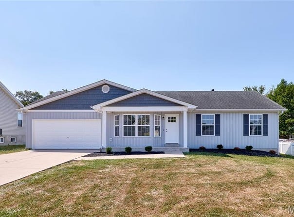 21 Great Owls Way, Winfield, MO 63389