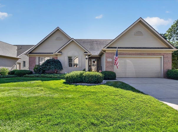 1815 Larkspur Court, Mishawaka, IN 46545