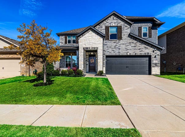 933 West Drive, Aubrey, TX 76227
