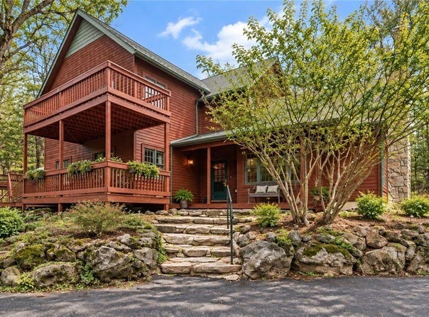 147 W Cross Fox Trail, Camdenton, MO 65020