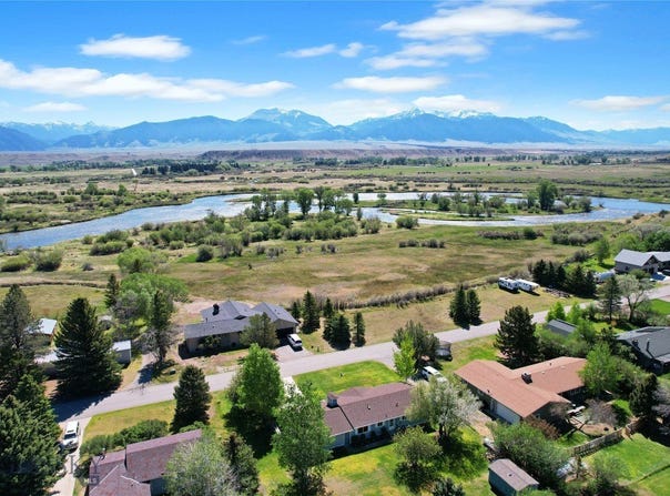 720 S Second Street, Ennis, MT 59729