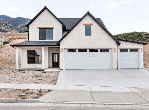 650 E 250 N, Providence, UT 84332