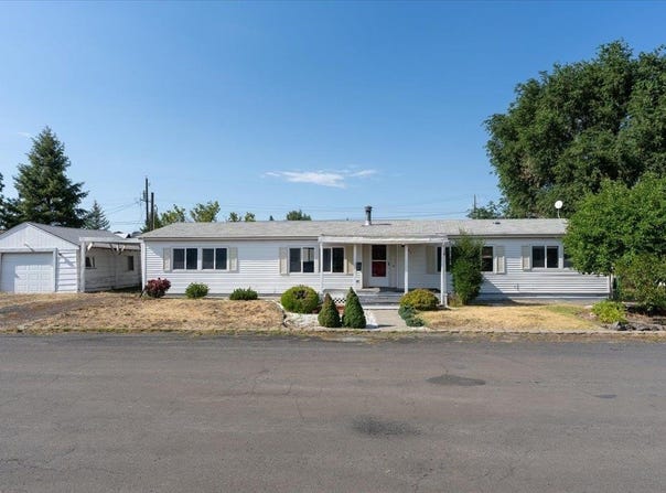 202 Marshall St, Davenport, WA 99122